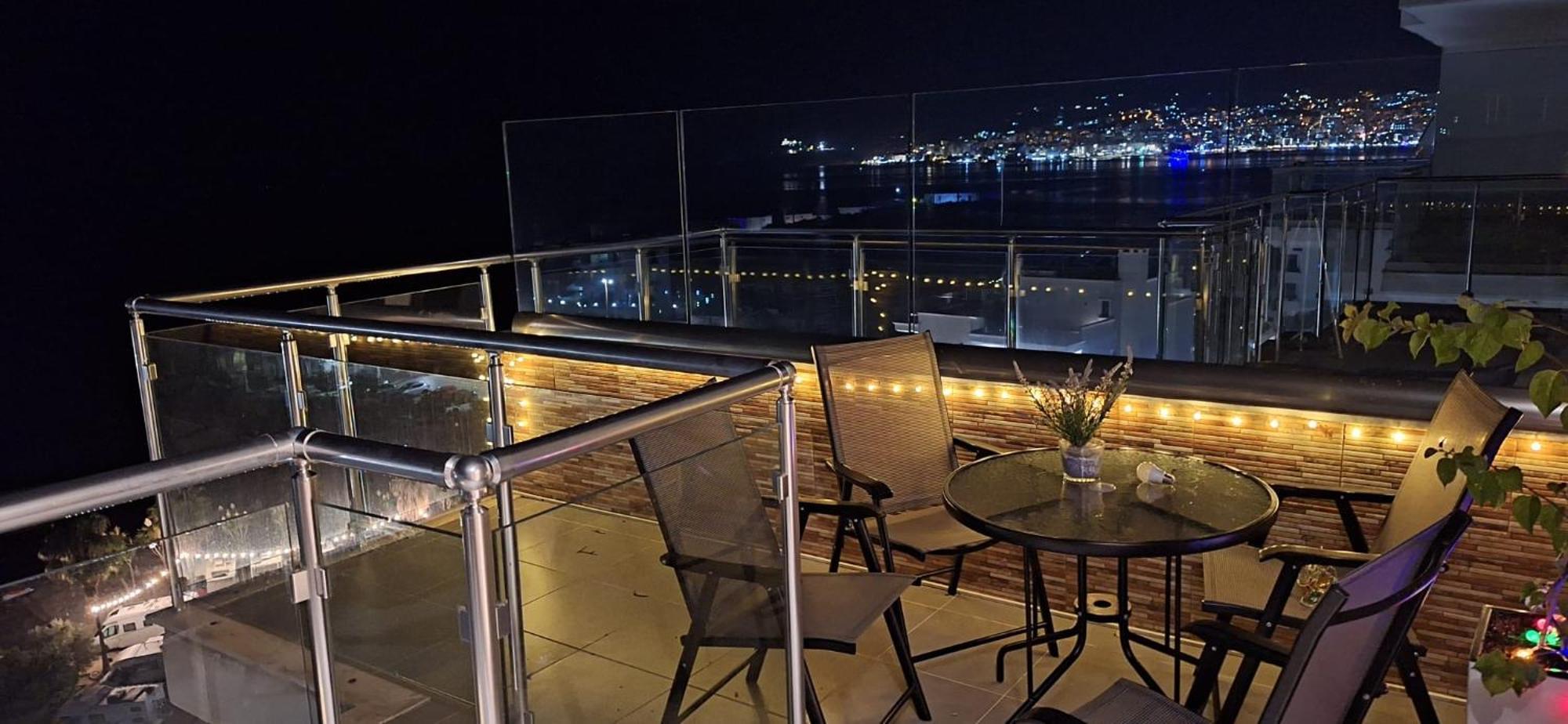 Appartement Sadet's Luxus Penthouse Saranda  Extérieur photo