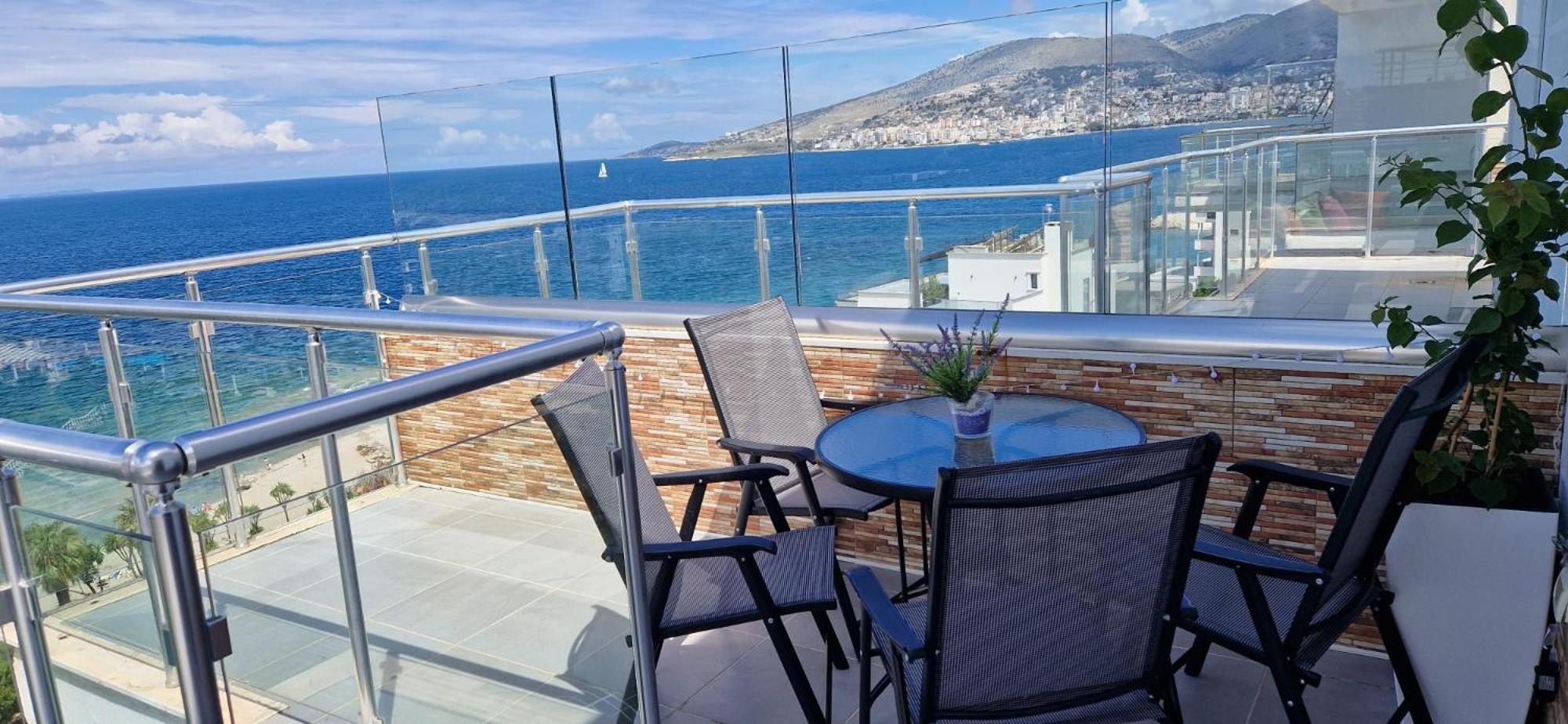 Appartement Sadet's Luxus Penthouse Saranda  Extérieur photo