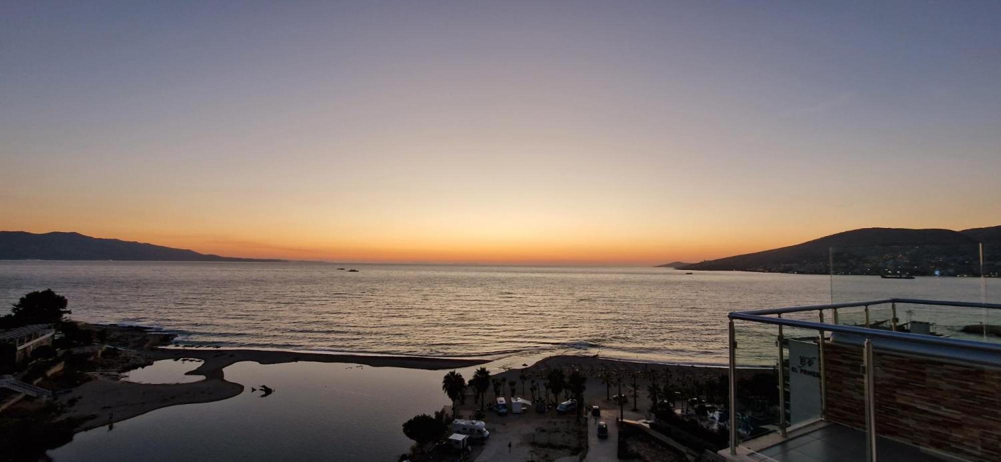 Appartement Sadet's Luxus Penthouse Saranda  Extérieur photo