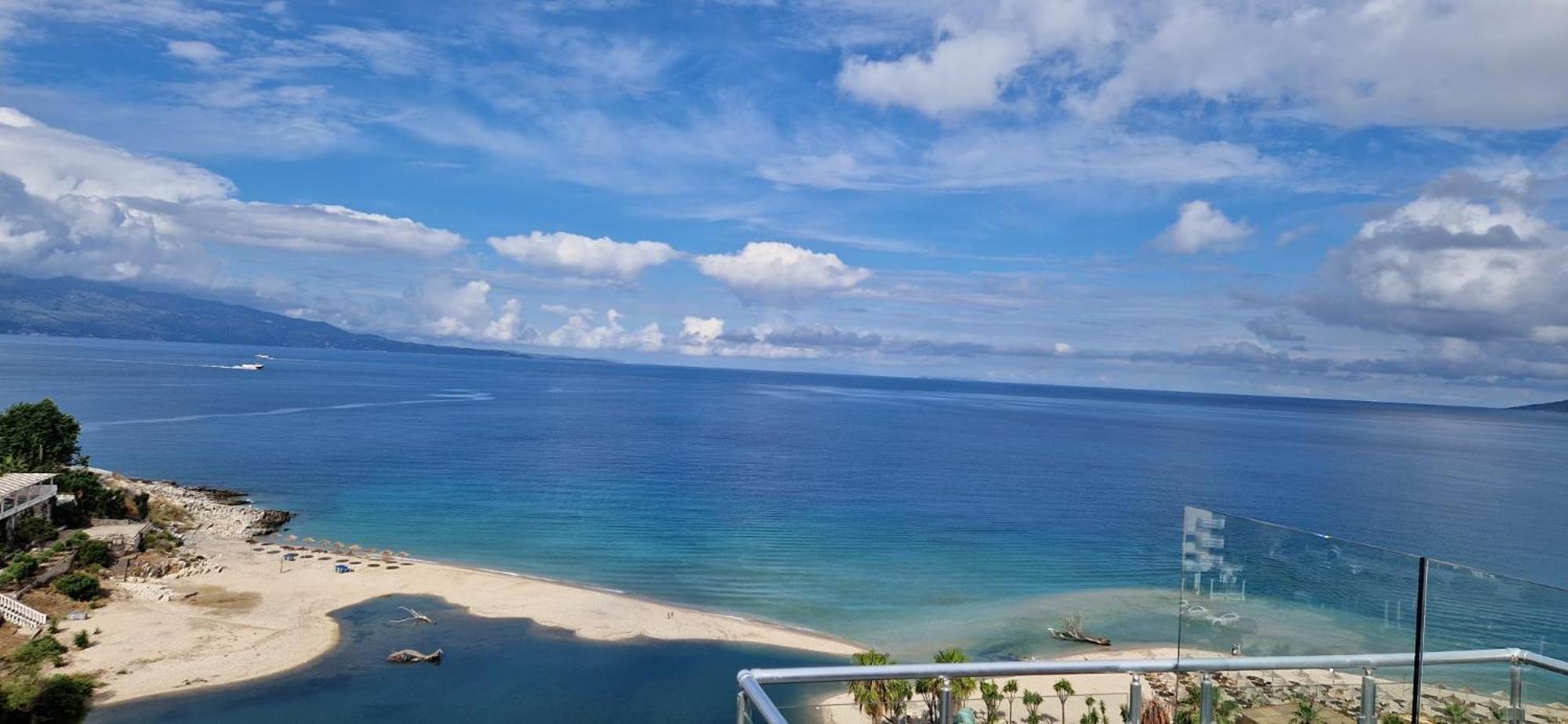 Appartement Sadet's Luxus Penthouse Saranda  Extérieur photo